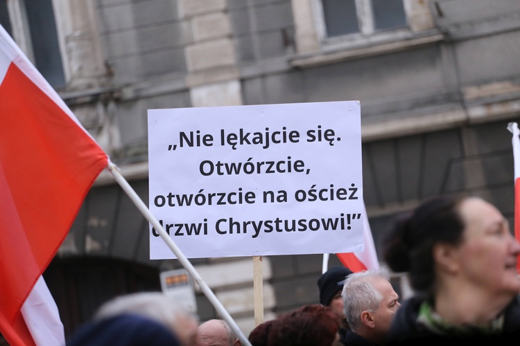 Marsz w obronie dziedzictwa Jana Pawła II