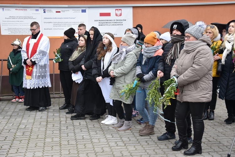 Leszno k. Przasnysza. Droga Krzyżowa