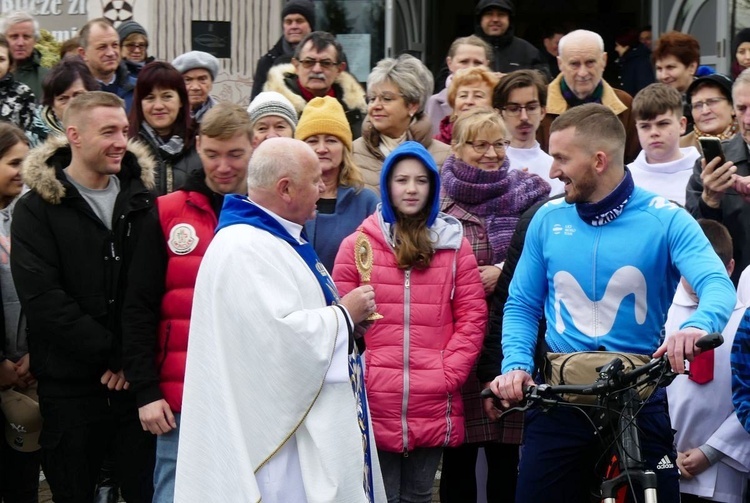 Damian Stawicki wyruszył śladami św. Antoniego ze Starego Bielska przez Kalną 