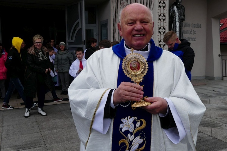 Damian Stawicki wyruszył śladami św. Antoniego ze Starego Bielska przez Kalną 