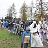 Leszno k. Przasnysza. Przejść z Jezusem tę drogę