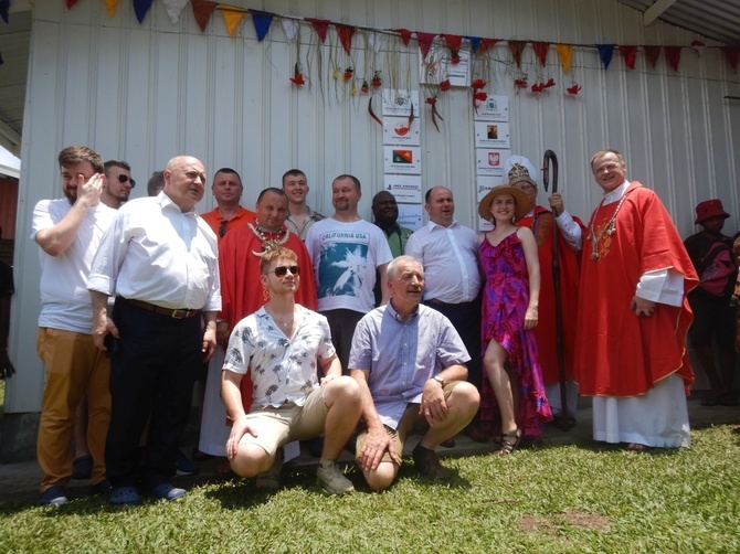 Centrum Muzyki "Manui" w PNG i wizyta Solidaris Brass