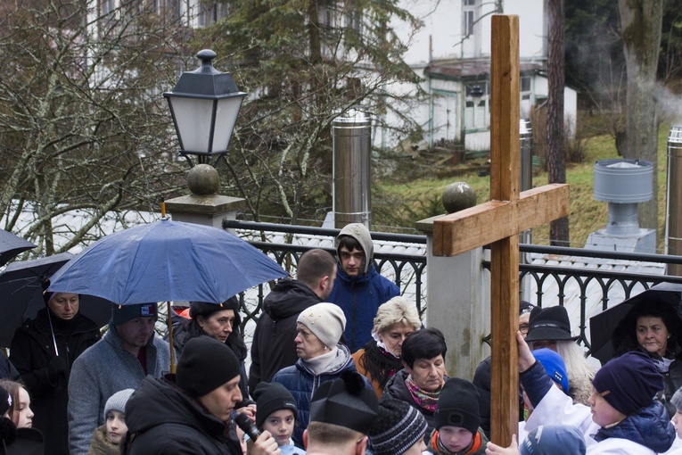 Szczawnica. Droga Krzyżowa ze św. Janem Pawłem II