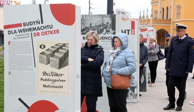 O niemieckich firmach, które wzbogaciły się na II wojnie światowej