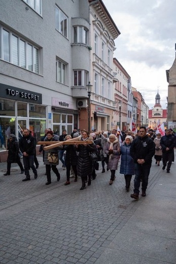 Biała Droga Krzyżowa w Żarach