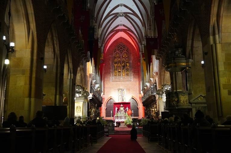 Godzina z Jezusem w katedrze wrocławskiej