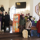 Dziesięciu artystów z Polski pracowało przez tydzień w słotwińskiej parafii