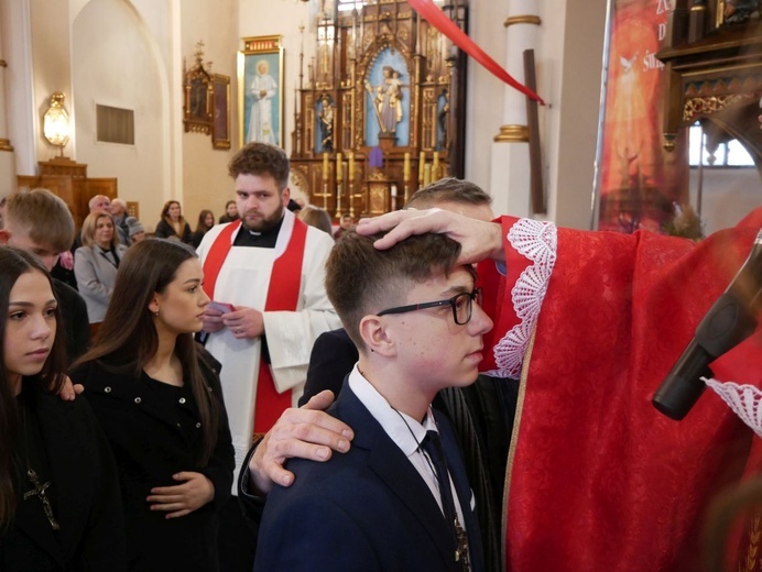 Bierzmowanie w Jadownikach