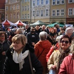 Śniadanie wielkanocne na opolskim rynku