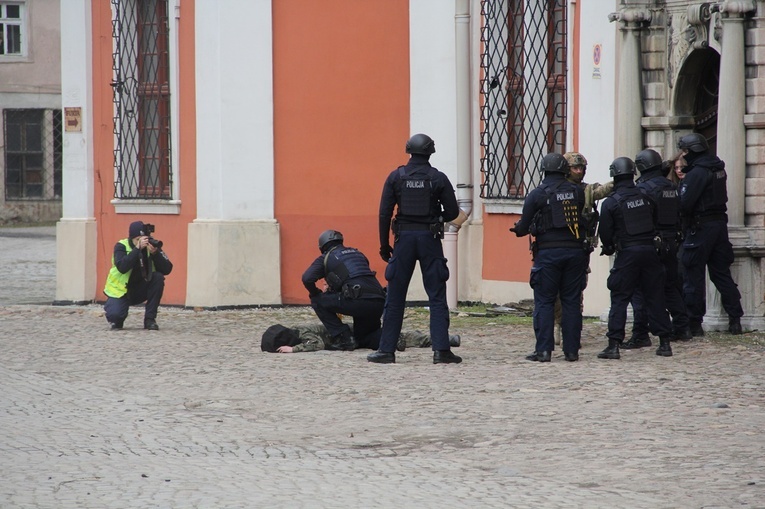 Uczniowie KLO uratowani