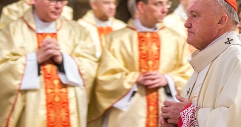 Kard. Nycz do księży w czasie Mszy Krzyżma: Świeccy nie są przedszkolakami