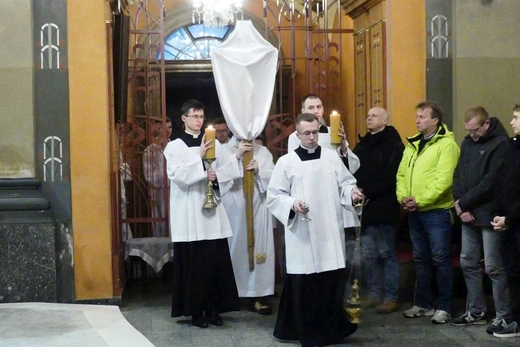 Wielki Czwartek w katedrze św. Mikołaja w Bielsku-Białej 2023
