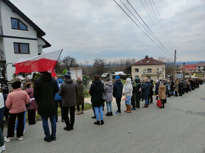 Jadowniki. Droga Krzyżowa na Bocheniec