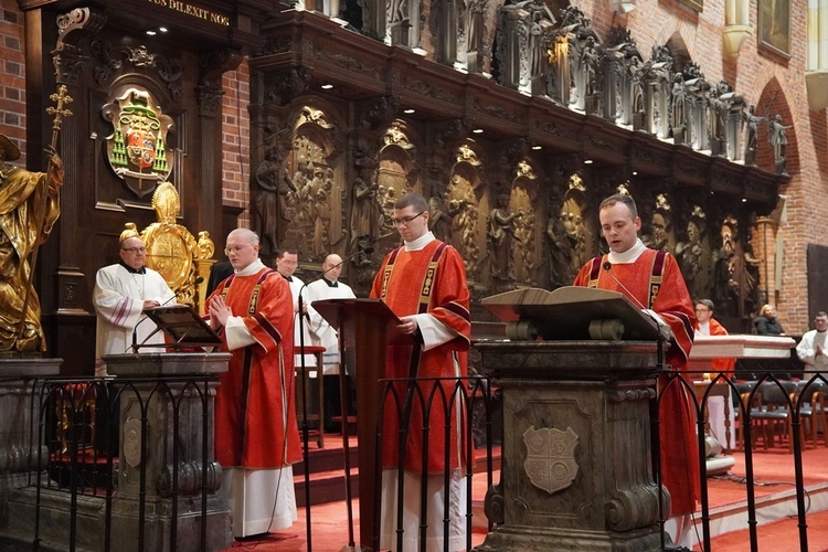 Wielki Piątek w katedrze wrocławskiej