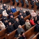 Liturgia Męki Pańskiej 2023 w świdnickiej katedrze