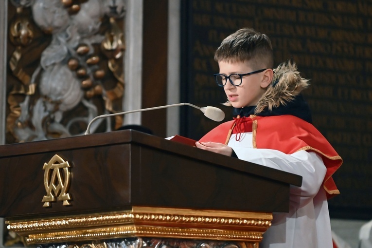 Liturgia Męki Pańskiej 2023 w świdnickiej katedrze