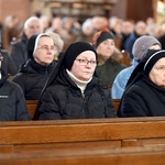 Liturgia Męki Pańskiej 2023 w świdnickiej katedrze