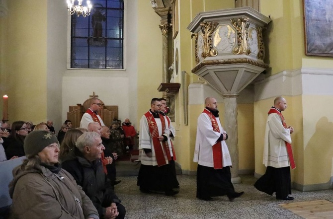 ​Liturgia Męki Pańskiej w Głogowie