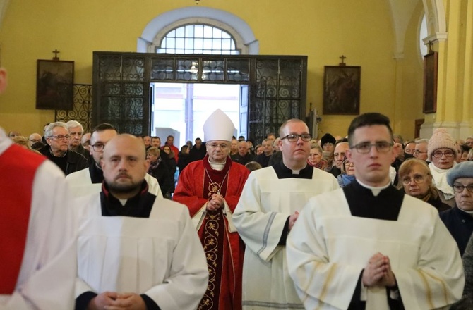 ​Liturgia Męki Pańskiej w Głogowie