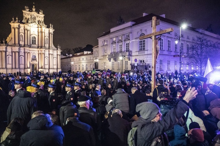 Droga Krzyżowa ulicami Warszawy