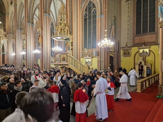 Liturgia Męki Pańskiej w parafiach diecezji świdnickiej