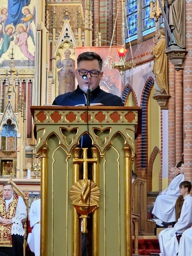 Liturgia Męki Pańskiej w parafiach diecezji świdnickiej