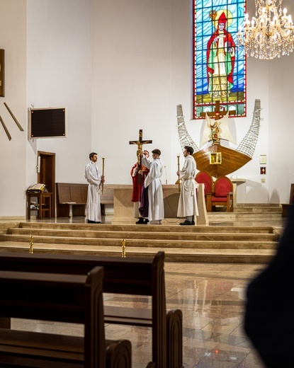 Liturgia Męki Pańskiej w parafiach diecezji świdnickiej