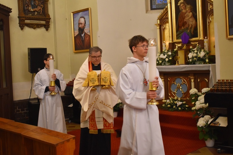 Liturgia Męki Pańskiej w parafiach diecezji świdnickiej