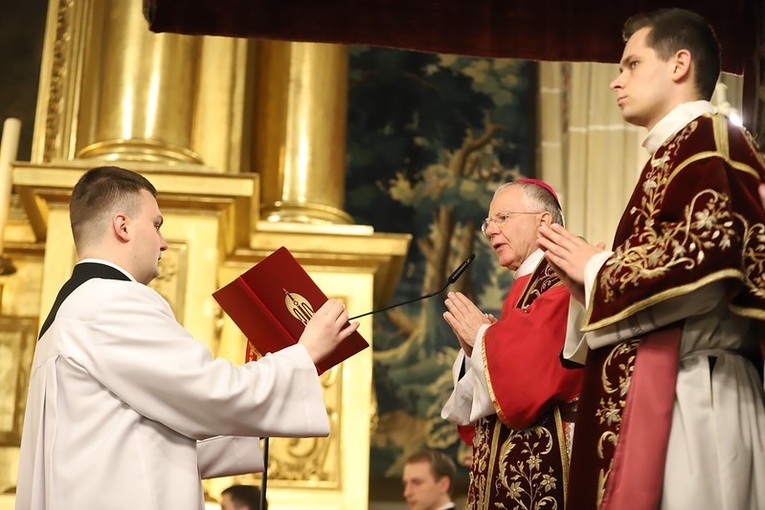 Liturgia Wielkiego Piątku na Wawelu 2023