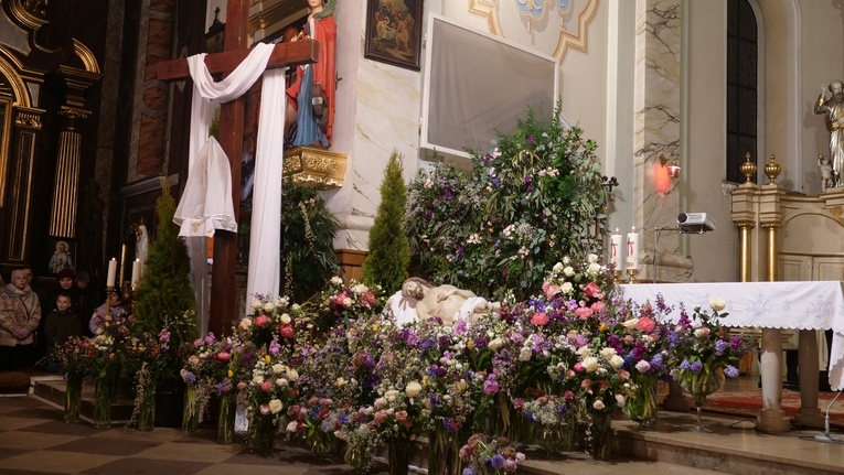 Grób Pański w parafii św. Katarzyny w Rzeczycy.