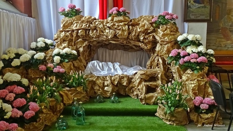 Groby Pańskie w diecezji