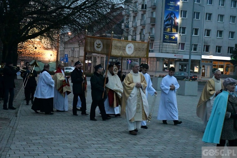 Gorzów Wlkp. Rezurekcja w katedrze