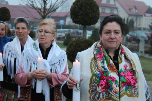 Procesja rezurekcyjna w Miętustwie