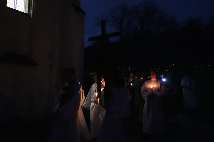 Wigilia Paschalna w parafiach diecezji świdnickiej