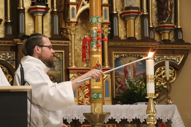 Wigilia Paschalna w parafiach diecezji świdnickiej