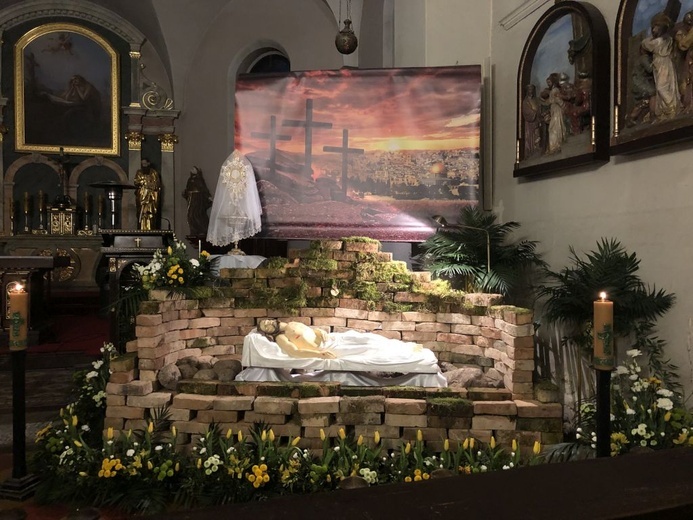 Groby Pańskie w diecezji