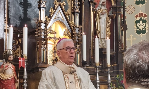 Abp Skworc w Wielkanoc: bądźmy świadkami Chrystusa zmartwychwstałego