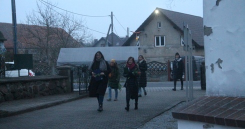 Do Zmartwychwstałego