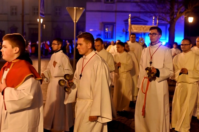 Wigilia Paschalna w świdnickiej katedrze