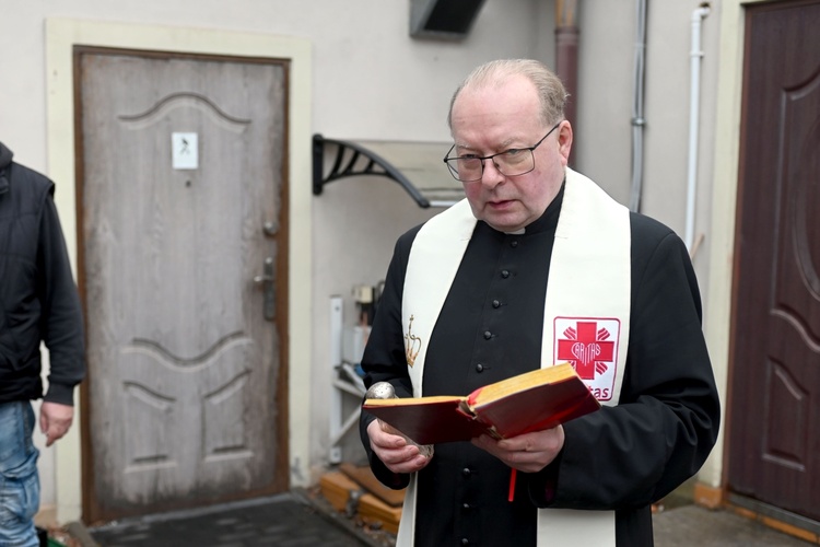 Świdnicka Caritas dzieli się nie tylko jajkiem 