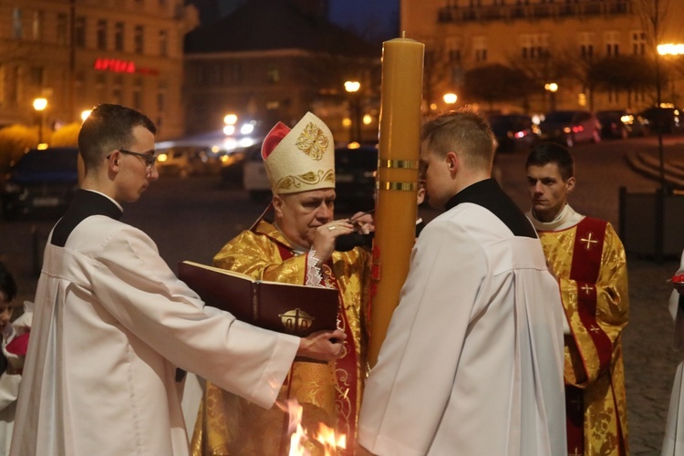 Wigilia Paschalna w bielskiej katedrze św. Mikołaja - 2023