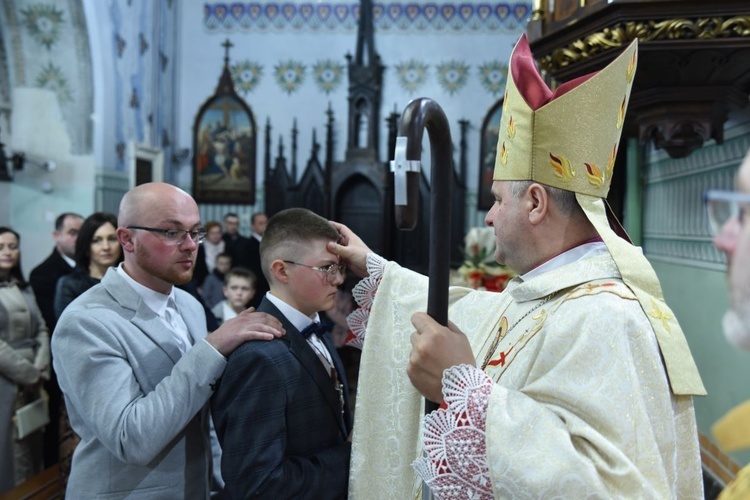 Bierzmowanie w Rzepienniku Biskupim