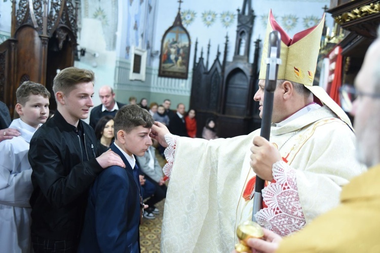 Bierzmowanie w Rzepienniku Biskupim