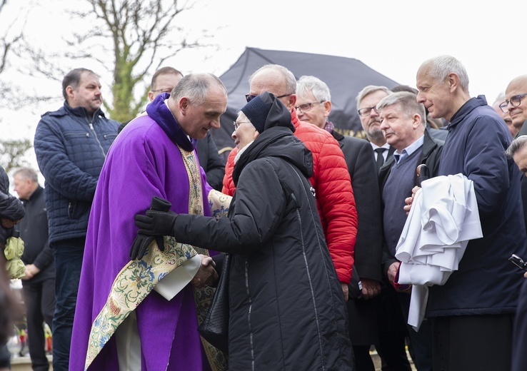 Pogrzeb Longiny Włodarczyk