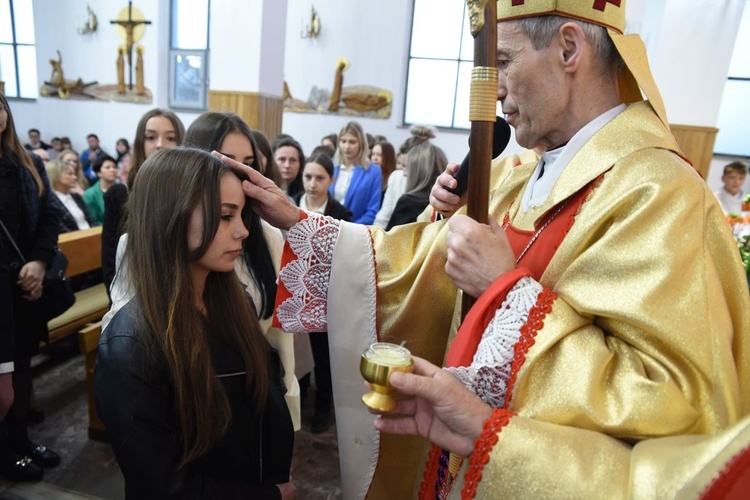 Bierzmowanie w Jurkowie koło Czchowa