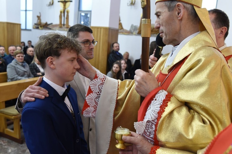 Bierzmowanie w Jurkowie koło Czchowa