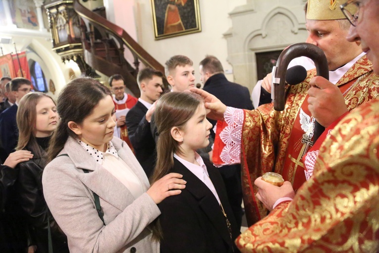 Bierzmowanie w Ciężkowicach