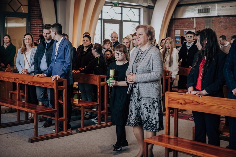 Bierzmowanie osób z niepełnosprawnością w Skierniewicach