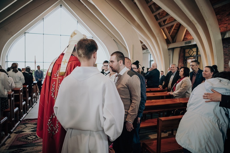 Bierzmowanie osób z niepełnosprawnością w Skierniewicach