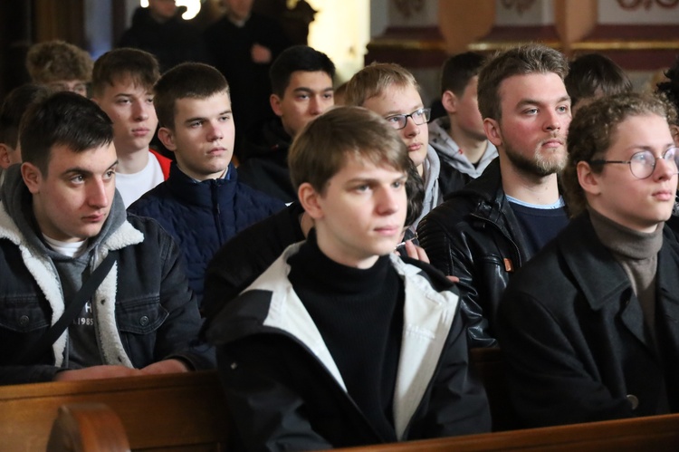 Świdnica. Dzień skupienia przed promocją lektorów i ceremoniarzy